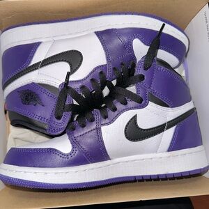 Air Jordan 1 Retro High OG 'Court
Purple'